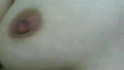 ਸੁੰਦਰ Brunette ਚੂਸਦਾ ਹੈ ਅਤੇ ਇੱਕ ਅਲੋਕਿਕ ਕਾਲੇ ਡਿਕ ਨੂੰ Fucks