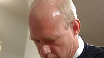 ਡਿਕ ਇਸ ਤਰ੍ਹਾਂ ਦੀ ਪਰਫੈਕਟ ਕੁੜੀ ਨਾਲ ਆਸਾਨੀ ਨਾਲ ਉੱਪਰ ਜਾਂਦਾ ਹੈ