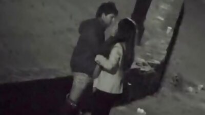 ਸ਼ਾਨਦਾਰ ਕੁੜੀਆਂ ਛਾਤੀ ਦੀ ਮਸਾਜ ਅਤੇ ਗਰਮ ਚੁਦਾਈ ਕਰ ਰਹੀਆਂ ਹਨ