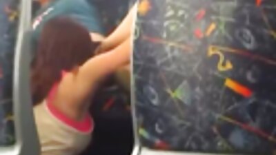 ਗੰਦੇ ਮਰਦ ਸਟਰਿੱਪਰ ਬੁਸਟੀ ਪਤਨੀ ਨਾਲ ਬਹੁਤ ਦੂਰ ਜਾਂਦਾ ਹੈ