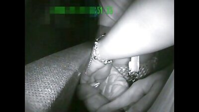 ਸੁੰਦਰ ਮੰਮੀ ਭਰਮਾਇਆ ਅਤੇ ਉਸ ਦੀ ਧੀ ਬੁਆਏ Fucked