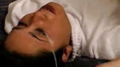 ਸੁੱਤੇ ਹੋਏ ਥਾਈ ਕੁੜੀ ਨਾਲ ਸਿੰਗ ਵਾਲਾ ਮੁੰਡਾ ਗੰਦਾ ਹੋ ਗਿਆ